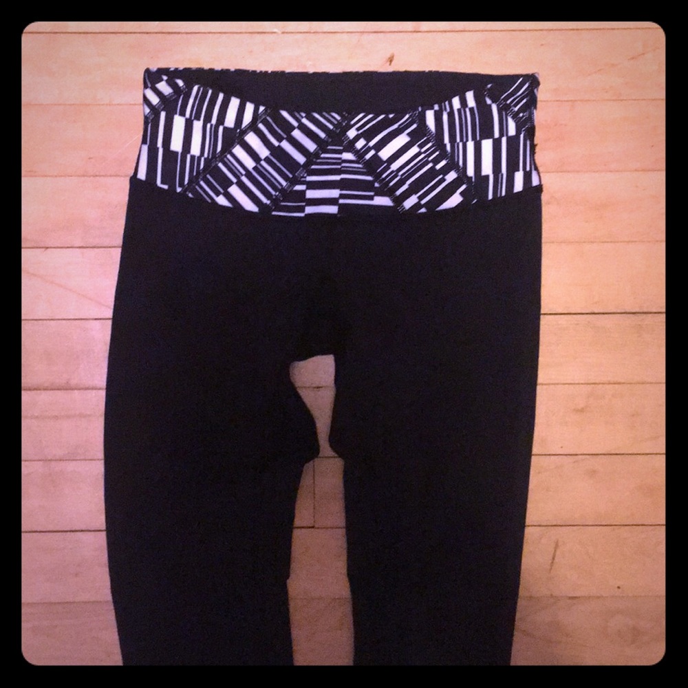 Lulu lemon size 4 legging
